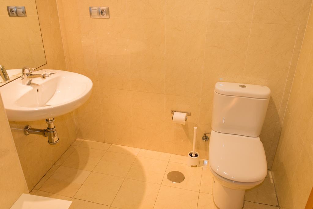 Ab Apartamentos Reding Malaga Exterior photo